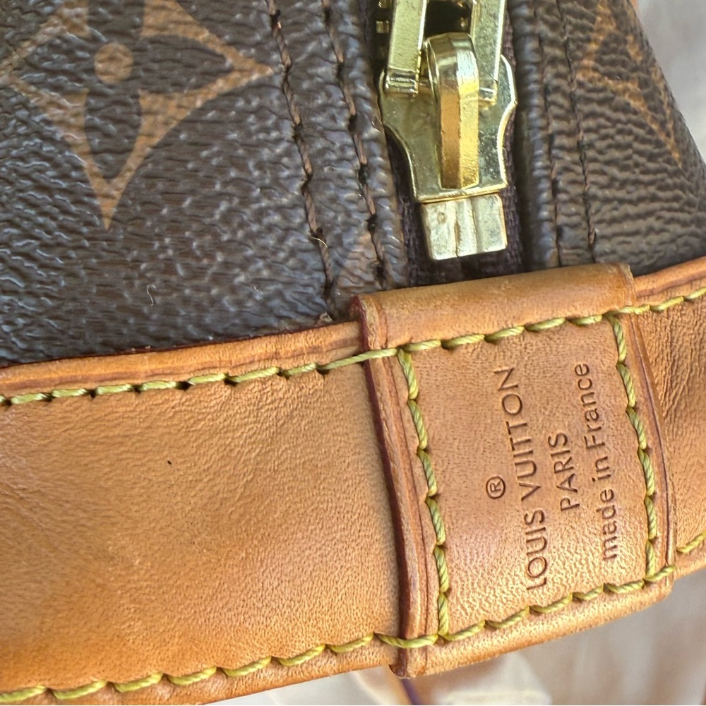 Louis Vuitton Alma BB - Picture 7 of 8